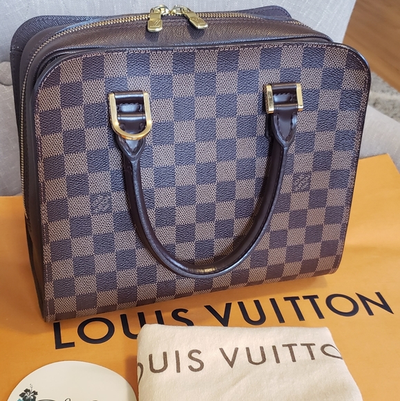 Authentic LV triana in DE - Picture 2 of 14